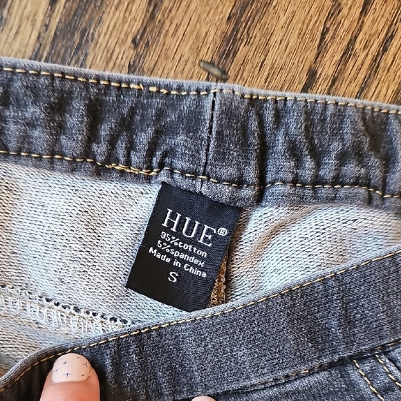 HUE Grey Washed Women's Jeggings - Picture 4 of 8
